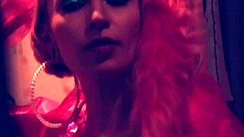 Outdoor anal plug contrasts with shaved Latina Bia Roman's tattooed body and wet orgasm