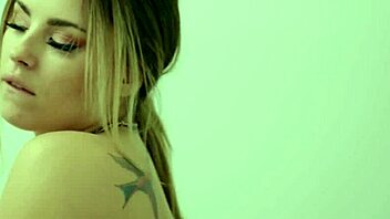 Wow! Lovely Lesbian Teens Kissing Tenderly And Sucking Perky Nipples Before Hot Fucking!