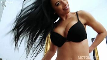 Fucking A Mind-blowing Milf - Shalina Devine Homemade Sex Tape