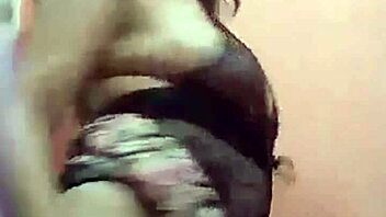 Chubby Amateur Mexican Housewife Aurora Estelar Displays Curvy Solo Masturbation In Home Bathroom