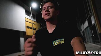 cachonda latina milf gets fucked doggystyle at the police station 😈🍑