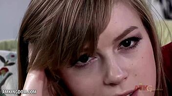 dolly leigh fingers her wet pussy until it's super soaked for you 😏💦