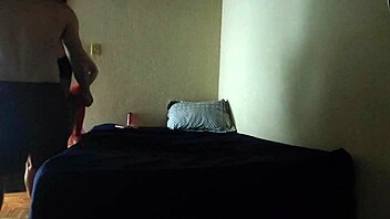 Milf masseuse couldn't resist client interaction caught on camera