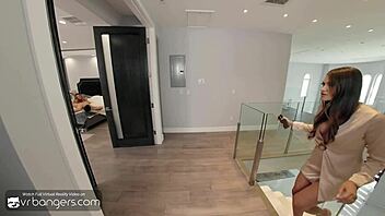 Intense VR Bangers orgy features three hot babes sucking and fucking wildly in HD