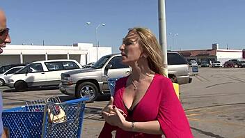 Savanna Jane Is A MILF In HEAT