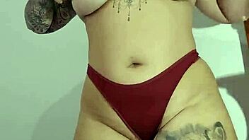 Exhibitionist tries on lycra panties while masturbating for fan