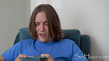 Time to bond and connect now - River Lynn and Axel Haze team up