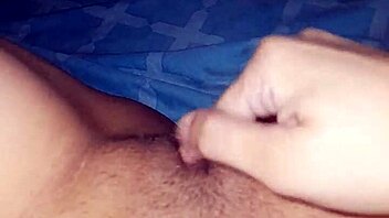 Oh gosh, I'm gettin these urges before headin to work as a solo latina