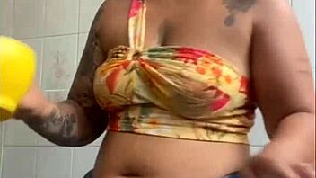 I'm on Live and Opened My Zipper to Show How Much I Want It