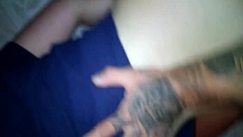 Me and my girl decided to hang out together one afternoon. We chatted casually about everyday things in a relaxed way.