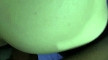 Surprise Tinder Date Reveals Love for Anal Sex and Creampie