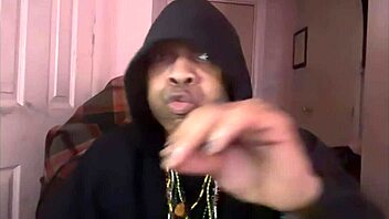 Holy shit, check out this muscular goth bbw pornstar dominating as mr cunnlingus in real talk better than tmz!