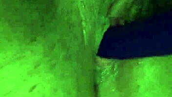 Hot wet Latina creamy pussy play 💦