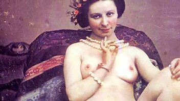 oh gosh, my secret life with those vintage lesbians and their hairy pussies