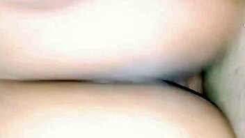 Oh wow, this arab wife is getting pounded hard in college with cum filling her pussy!