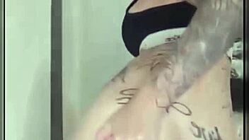 Oh Wow! Tattoo Brazilian Babe Novinha Safada Rides Huge Toy Like Rachell Miranda