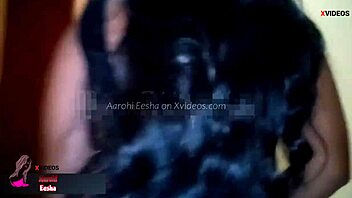 Oh wow, look at that Indian model Aarohi Eesha fingering her juicy virgin pussy like that!