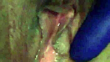 Hot wet Latina creamy pussy play 💦