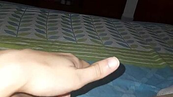 Oh gosh, I'm gettin these urges before headin to work as a solo latina