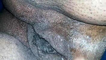 sucking & fingering ebony mature wifes pussy at the rest stop outdoors