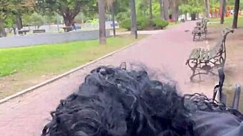 Swallowing cum in a public park during daytime in Buenos Aires