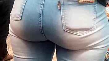 hey check out that curvy brunette in jeans at the shop