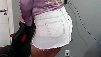 i just love feeling sexy in every moment of this exciting day