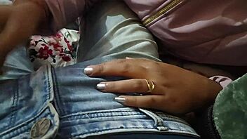 Please take off your condom and creampie my pussy now