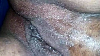 sucking & fingering ebony mature wifes pussy at the rest stop outdoors