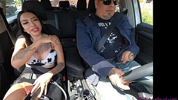 Casting A Pochita Tatuada Baby Kat By Luis Garay