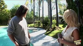 Blonde Bitch with Huge Clit and Big Tits Gets Ass Drilled Hard in Rough Anal Ride