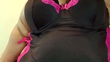 Hey check out this big beautiful sexy bbw with cute curves and huge assets