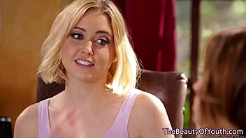 i love when this beautiful lesbian licks my pussy in our steamy threeway