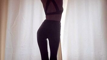 Wedden Dat Ik Je Tot De Grond Kana Krijgen Met Dominante Femdom Ass Worship