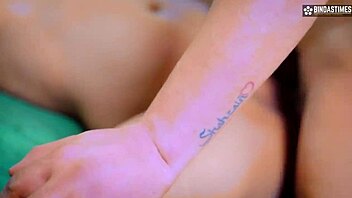 Desi cute school girl enjoys her very first time with muscular bodybuilder boyfriend.