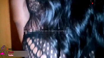 Oh wow, look at that Indian model Aarohi Eesha fingering her juicy virgin pussy like that!