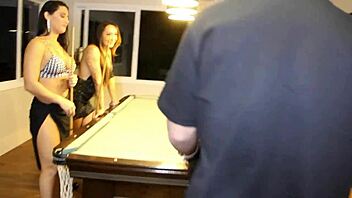 I Feel So Thrilled Pegando O Professor In This Wet Lesbian Interview With Bodybuilder And Fitness Babe