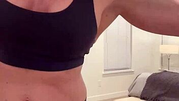 hey fans, check out this muscle flexing show just for you who love athletic vibes