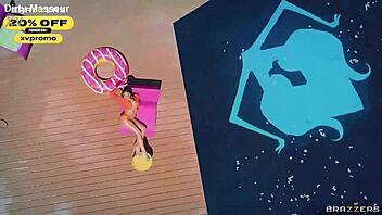 Do you spread wide for deep dicking with Luna Star?