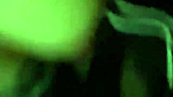 Curvy thick Latina shakes that fat ass hard!