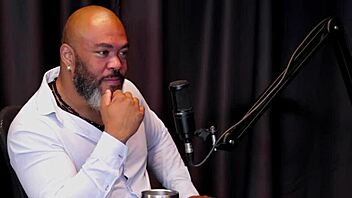 ruiva safada, i show my ass after hubby suggested swinging, i crave big thick cocks, don't watch scenes - bruna ferrari on sheer red