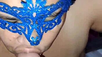 puta peluda gets ass worshiped in homemade bbw action