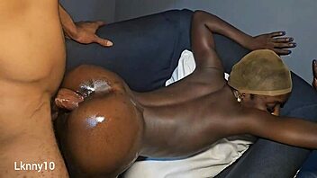 she gets split wide open on the chair casually