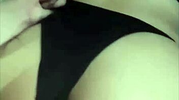 doña mary from behind paying what she owes the tasty one