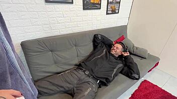 Innocent Delivery Guy Encounters Nympho Housewife Tiffany Montavani With Fetish For Motoboy In Bathing Scene