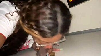 Ebony BBW throats strangers' BBC at the glory hole