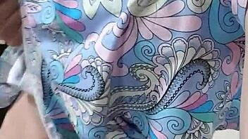 Naked Teen Amateur Voyeur in Public Locker Room