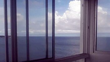 porra vidaloka enjoyed the hot milf again in full squirting action by the pool