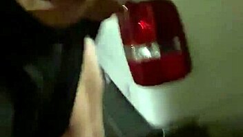 Curvy thick Latina shakes that fat ass hard!