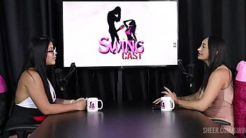 I love this compilado from Edna Samara in swing cast with Tifany Rocha, it's so glamorous and beautiful on sheer red.